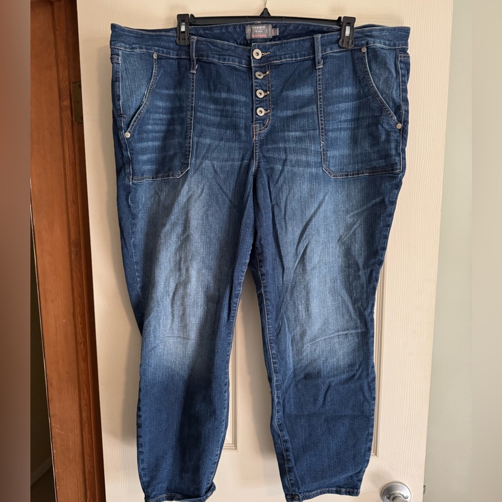 Torrid jeans 26